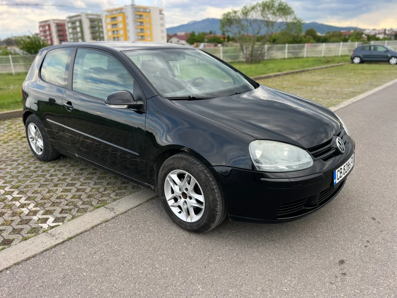 VW Golf 2.0Tdi 2008g Нави , снимка 2 - Автомобили и джипове - 52093506