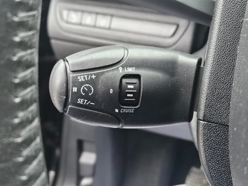 Peugeot 2008 1.6 HDi , снимка 14 - Автомобили и джипове - 52674572