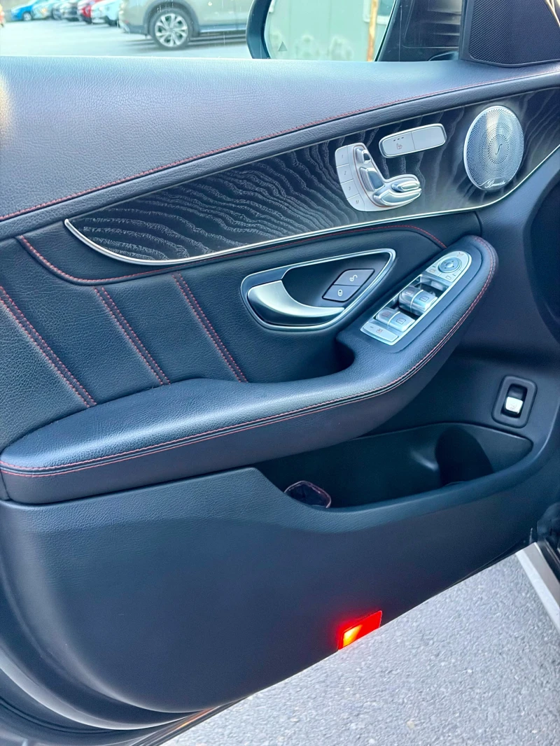 Mercedes-Benz C 43 AMG 4 MATIC NIGHT PACKAGE, снимка 11 - Автомобили и джипове - 52776952