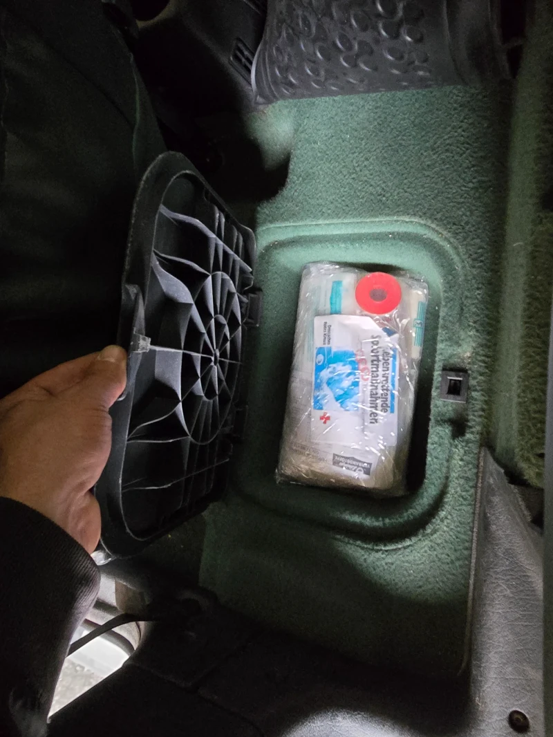 Peugeot Partner, снимка 10 - Автомобили и джипове - 52831206