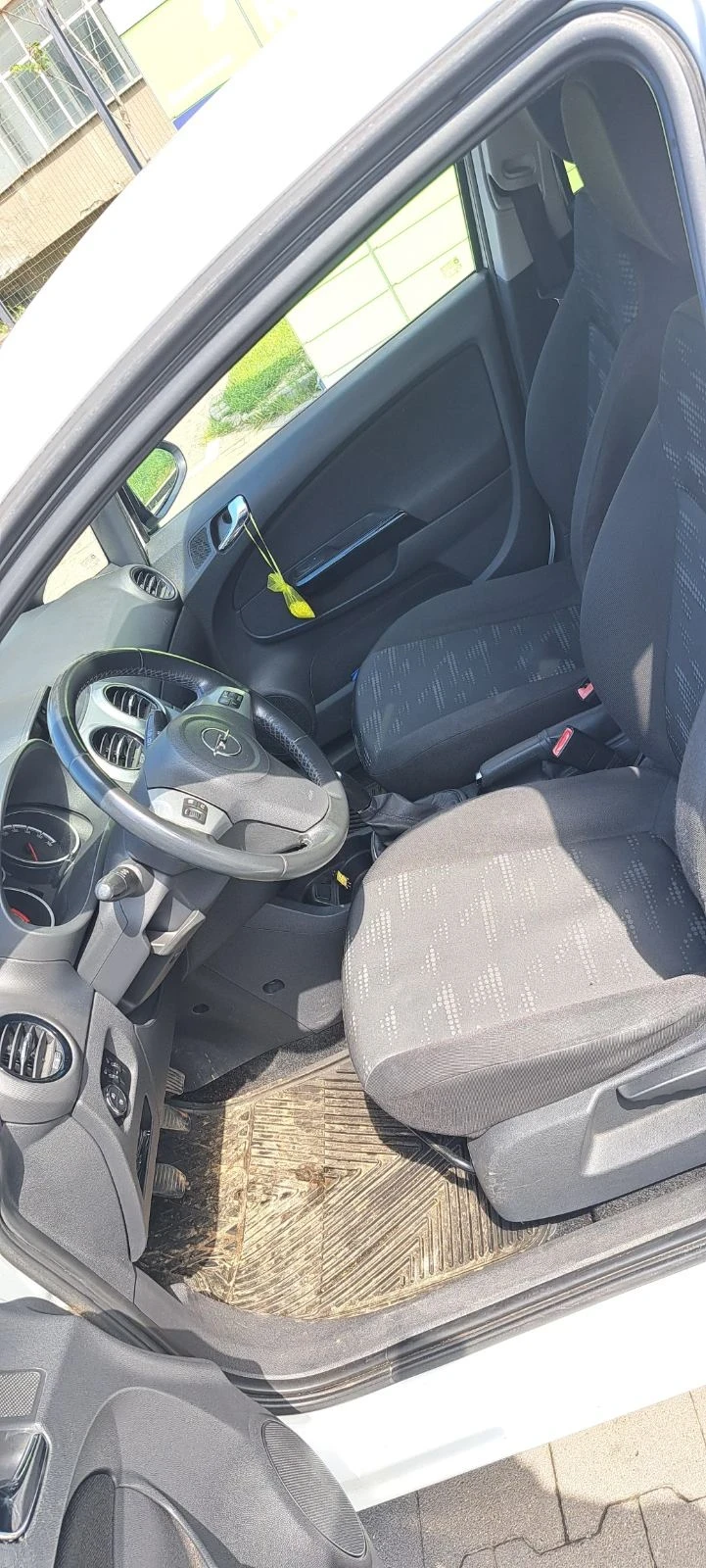 Opel Corsa  - изображение 8