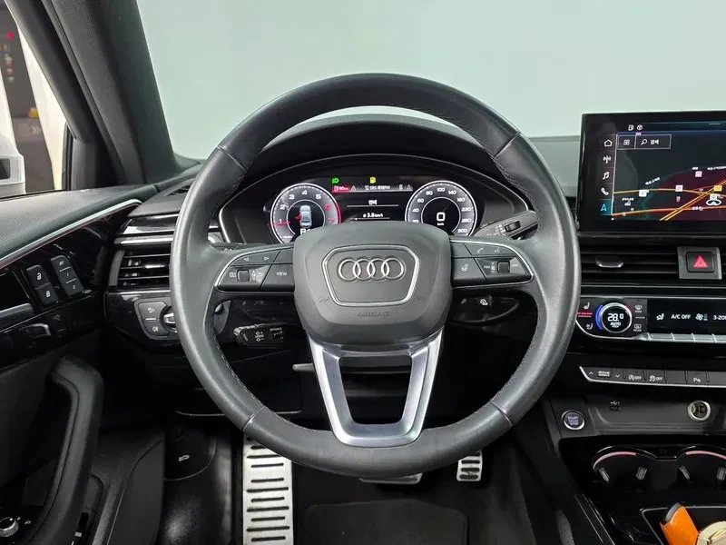 Audi A4 40 TFSI Premium, снимка 13 - Автомобили и джипове - 54880286