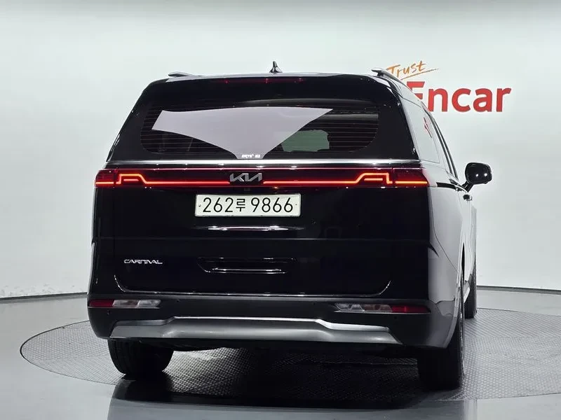 Kia Carnival 7-SEATER SIGNATURE, снимка 4 - Автомобили и джипове - 55026698