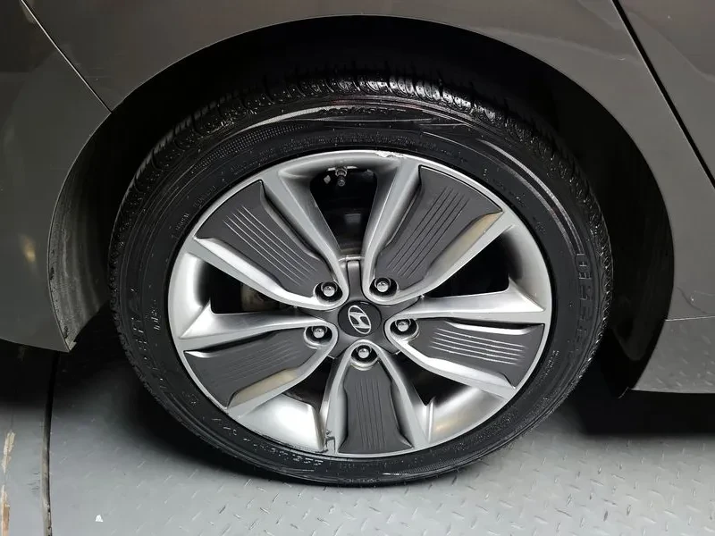 Hyundai Ioniq HYBRID Q, снимка 5 - Автомобили и джипове - 56304304