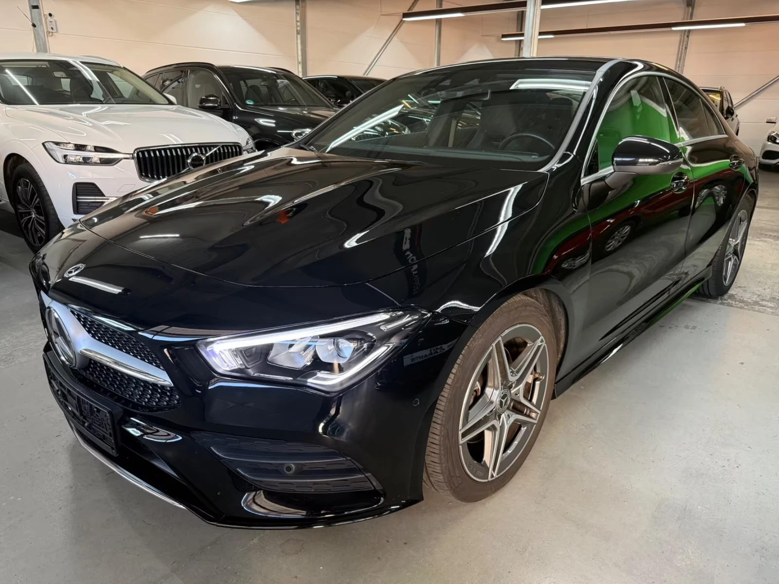 Mercedes-Benz CLA 220 d AMG Line - изображение 6
