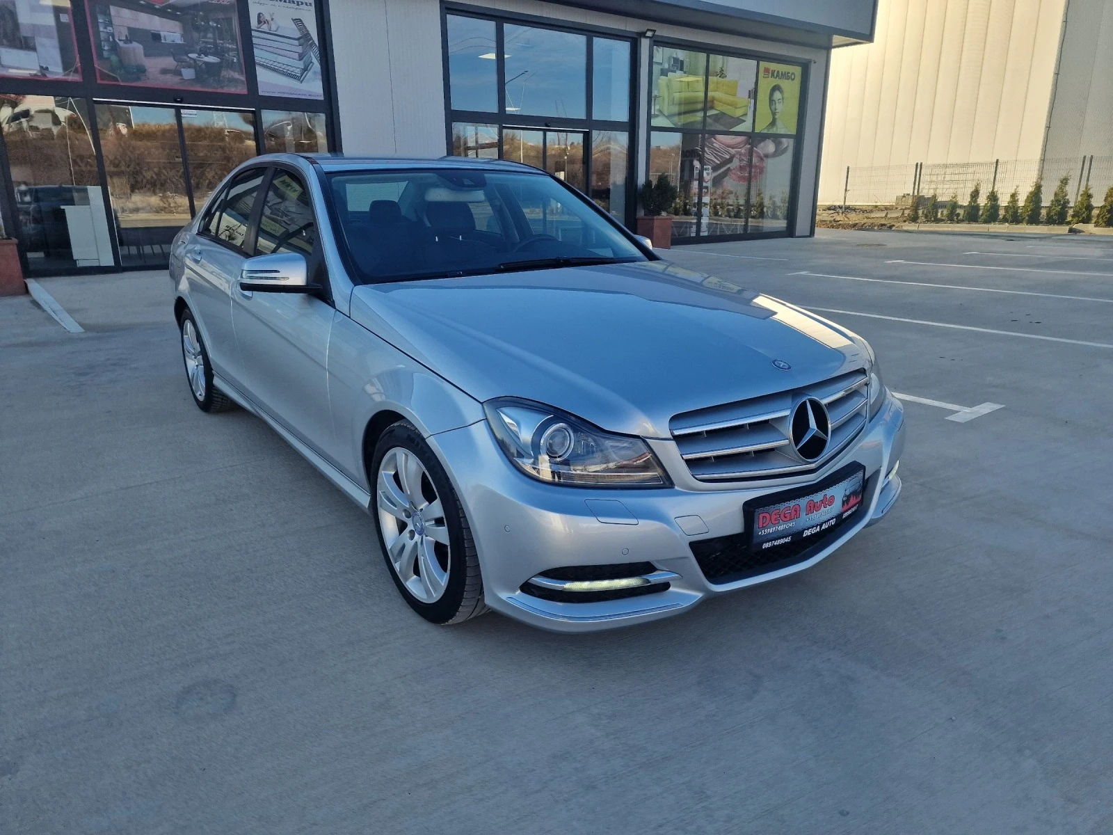 Mercedes-Benz C 200 cdi 136k.c. * Facelift * Автоматик * Кожа * Xenon  - изображение 3