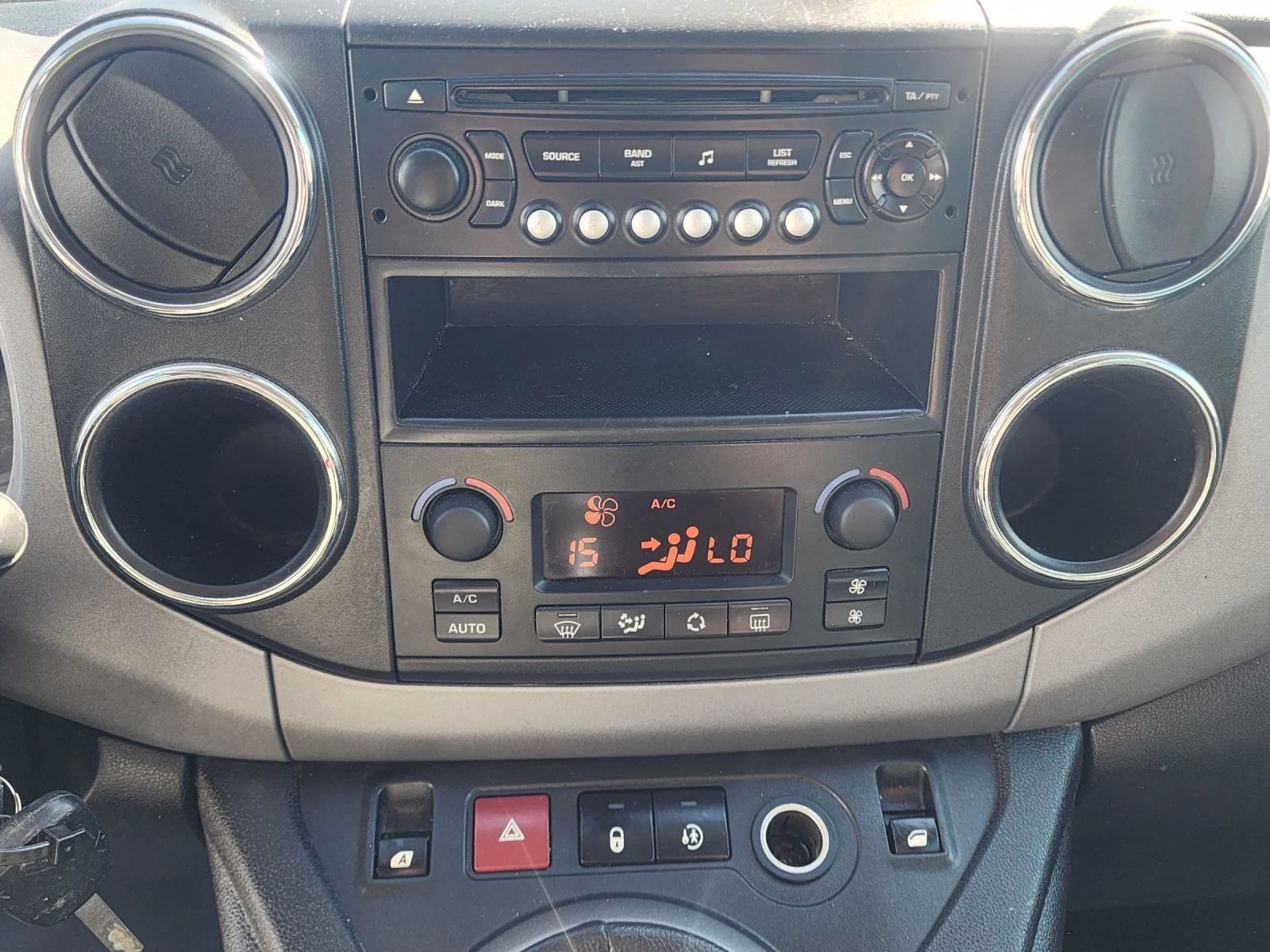 Citroen Berlingo 1.6HDI 6+ 1 - изображение 9