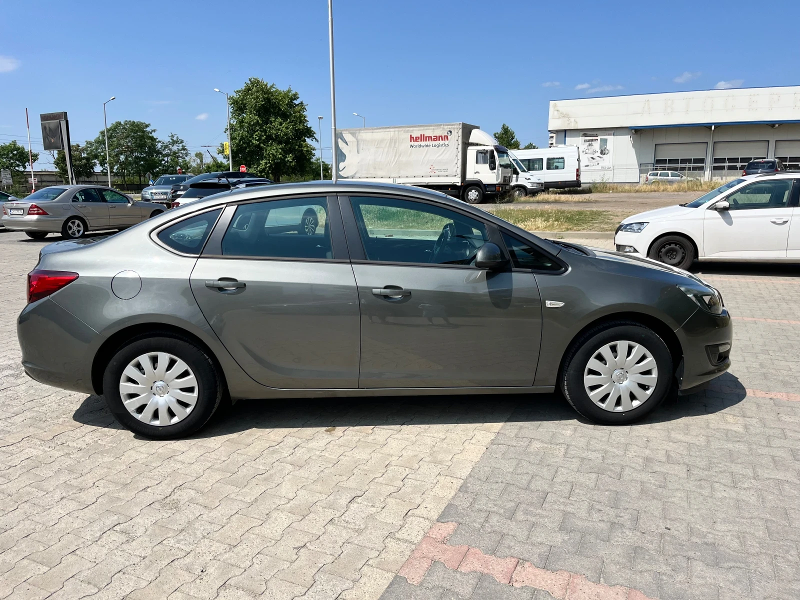 Opel Astra 1.4 turbo 58000 km!!! - изображение 4