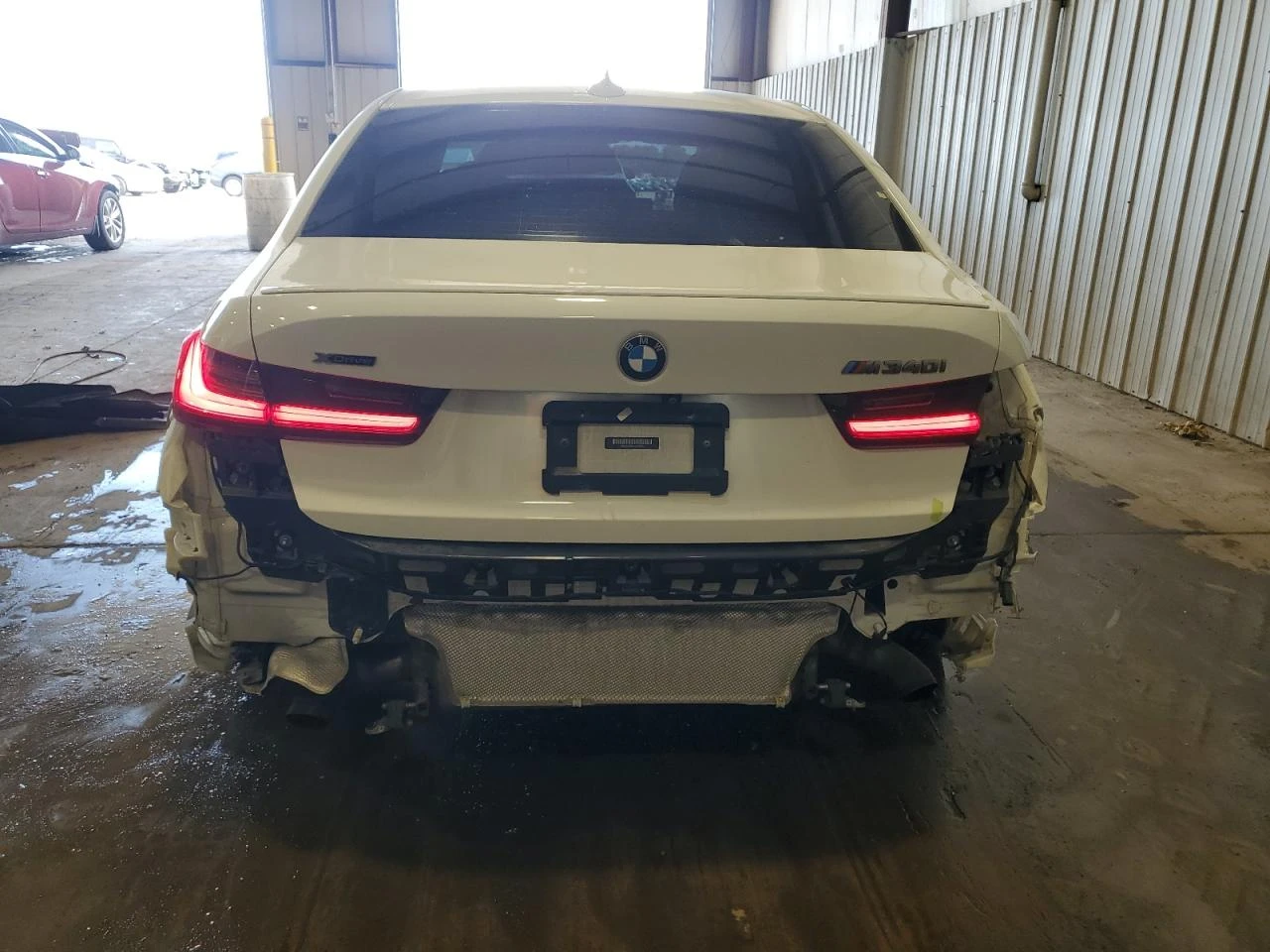 BMW 340 Xi* HuD* Пано* 360* Ambient - изображение 6