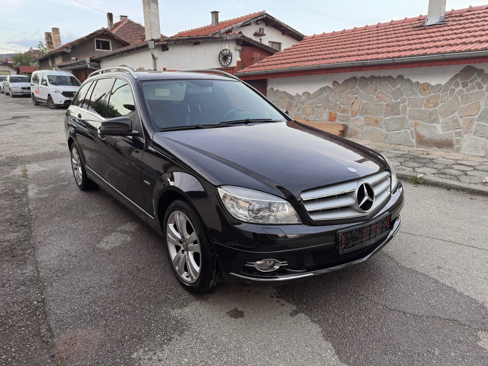 Mercedes-Benz C 200 Kompressor, Facelift 184к.с, снимка 3 - Автомобили и джипове - 54432161