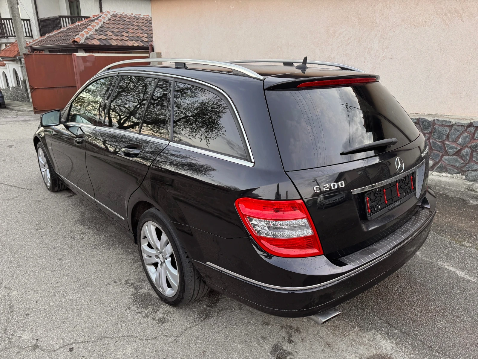 Mercedes-Benz C 200 Kompressor, Facelift 184к.с, снимка 4 - Автомобили и джипове - 54432161