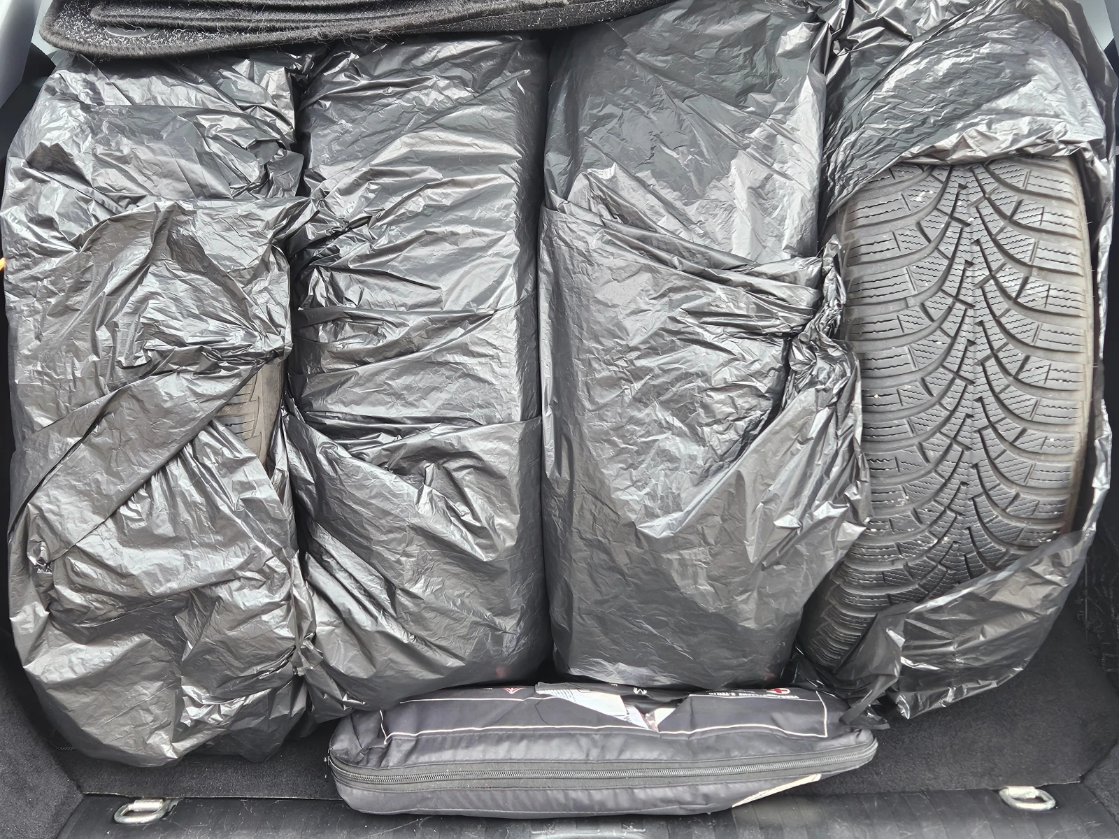 Peugeot 2008 1.6 HDi  | Mobile.bg   17