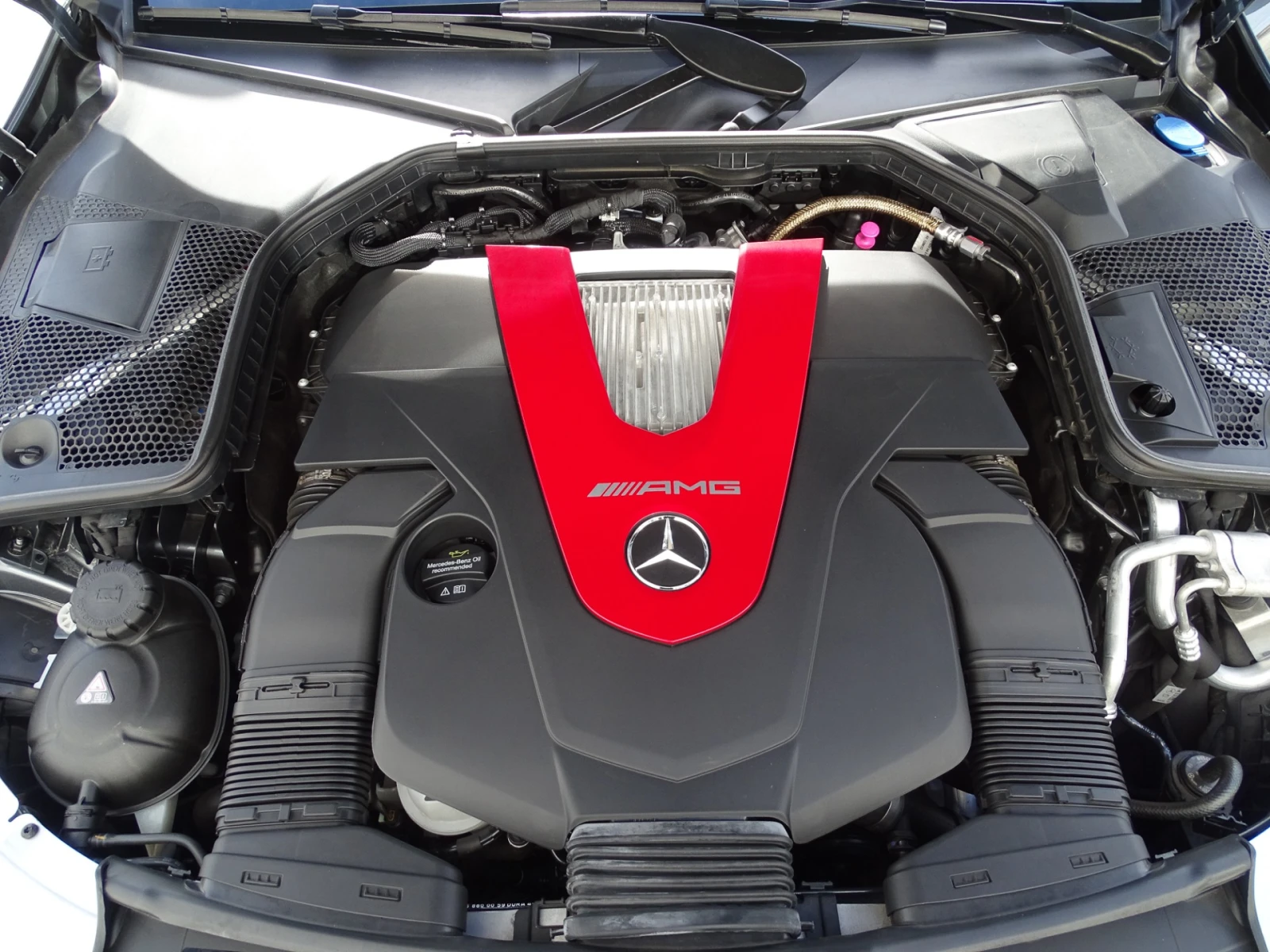 Mercedes-Benz C 43 AMG 4 MATIC NIGHT PACKAGE - изображение 4