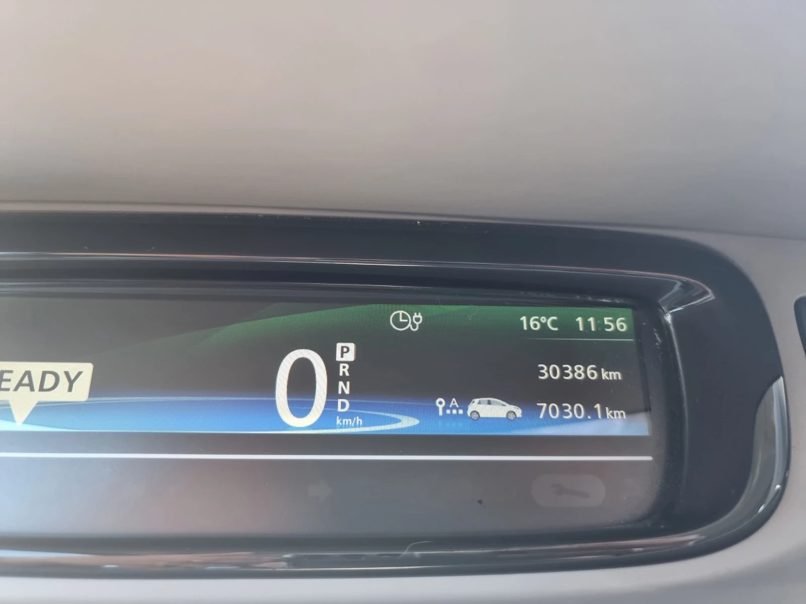 Renault Zoe Life, снимка 15 - Автомобили и джипове - 53874745