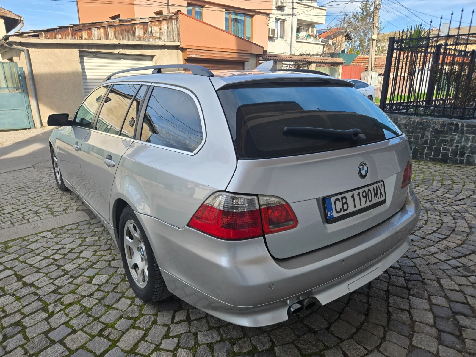 BMW 525 Фейслифт, снимка 6 - Автомобили и джипове - 53950040