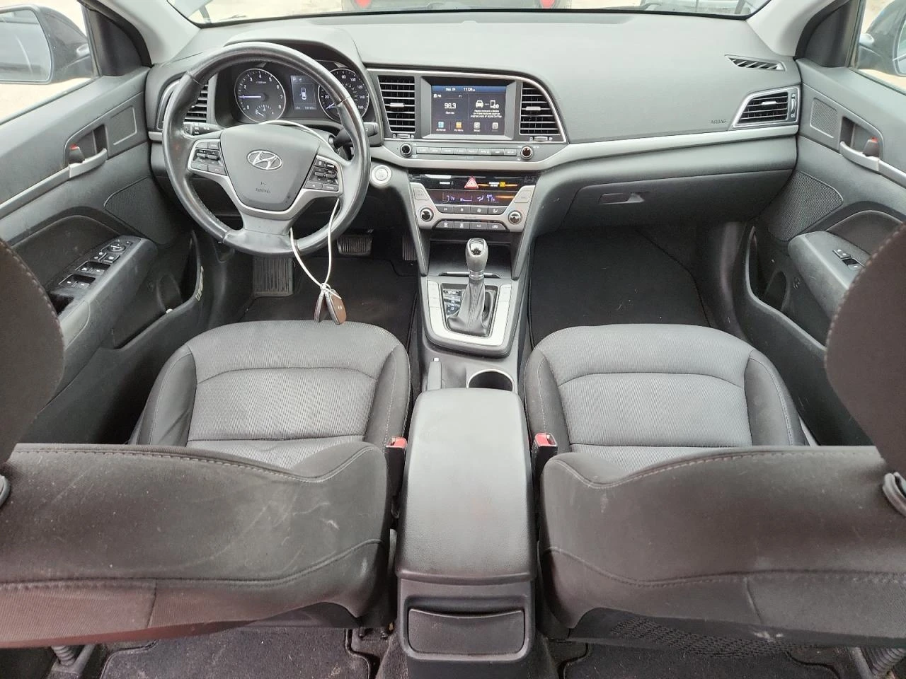 Hyundai Elantra Sel, снимка 8 - Автомобили и джипове - 53985179