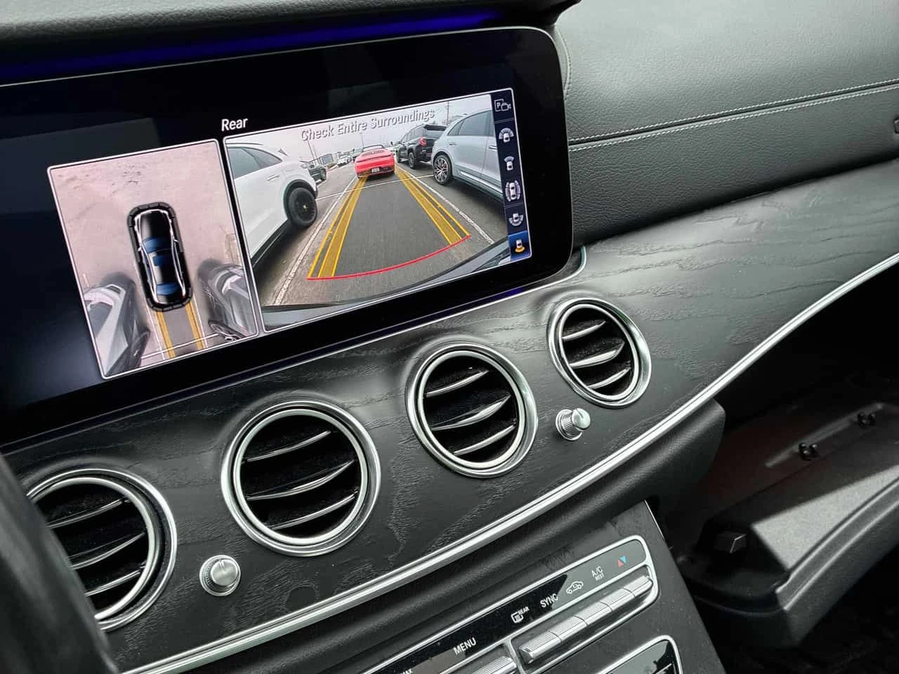 Mercedes-Benz E 53 AMG ОБДУХВАНЕ/ПАНОРАМА/BURMESTER/HUD/360/+ ГУМИ, снимка 10 - Автомобили и джипове - 54046832