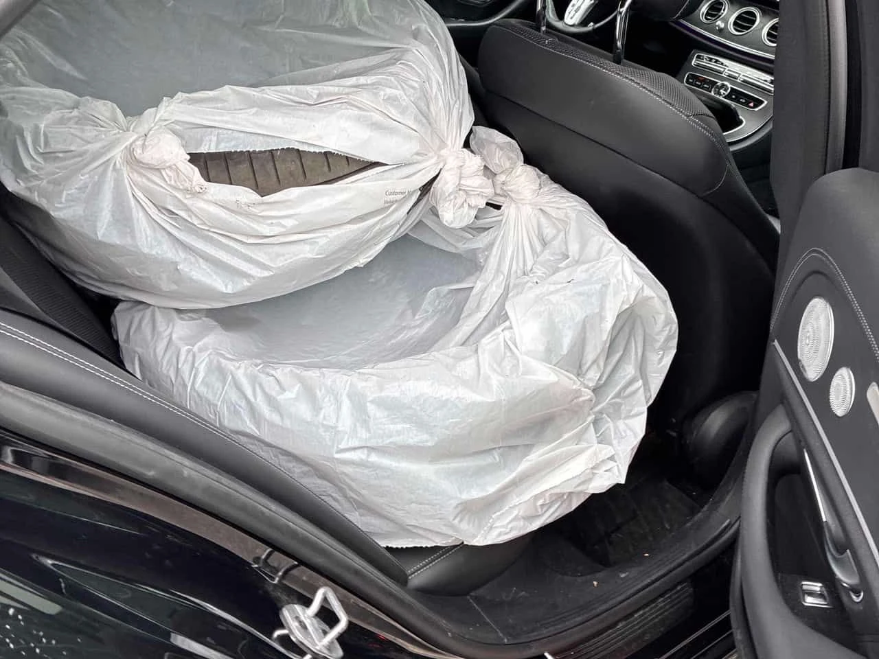 Mercedes-Benz E 53 AMG ОБДУХВАНЕ/ПАНОРАМА/BURMESTER/HUD/360/+ ГУМИ, снимка 16 - Автомобили и джипове - 54046832