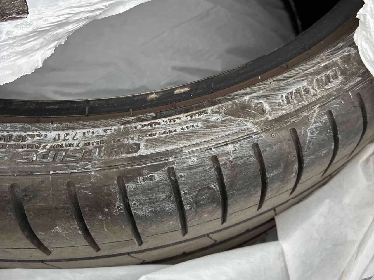 Mercedes-Benz E 53 AMG ОБДУХВАНЕ/ПАНОРАМА/BURMESTER/HUD/360/+ ГУМИ, снимка 15 - Автомобили и джипове - 54046832