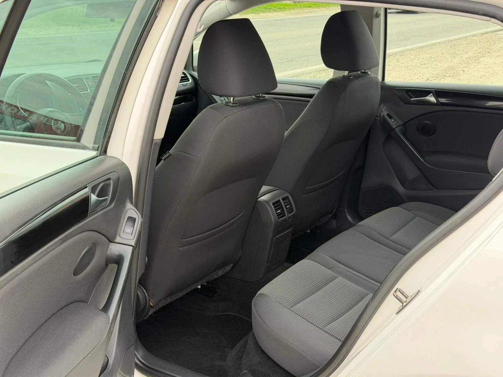 VW Golf 1.6TDI 105k.s ������ | Mobile.bg � ����������� 10