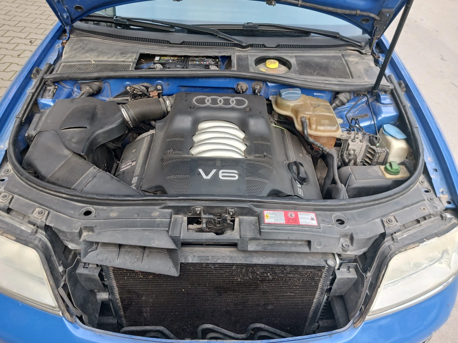 Audi A6, снимка 5 - Автомобили и джипове - 54289685