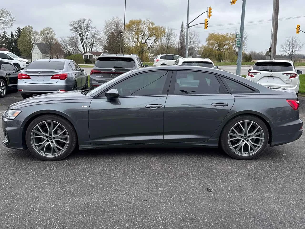 Audi A6 Progressiv/ПАНОРАМА/ДИСТРОНИК/360 КАМЕРИ, снимка 3 - Автомобили и джипове - 54318119