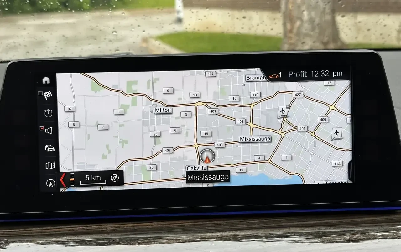 BMW 530 xDrive, снимка 11 - Автомобили и джипове - 54363765