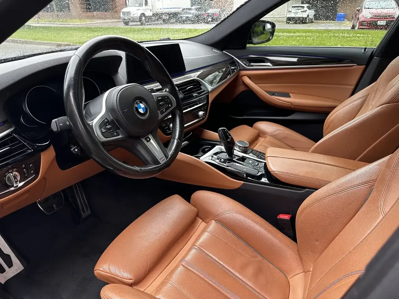 BMW 530 xDrive, снимка 8 - Автомобили и джипове - 54363765