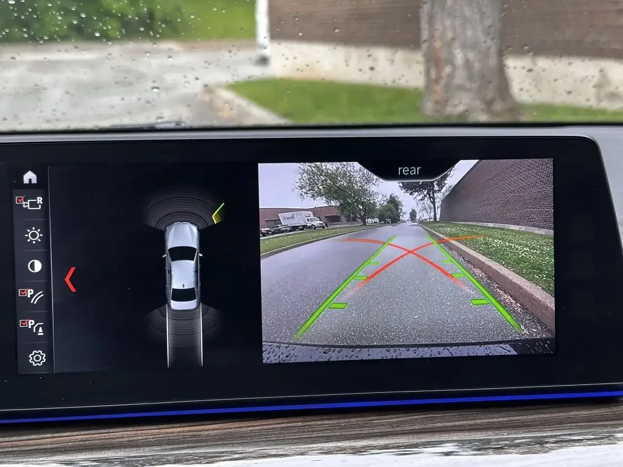 BMW 530 xDrive, снимка 12 - Автомобили и джипове - 54363765