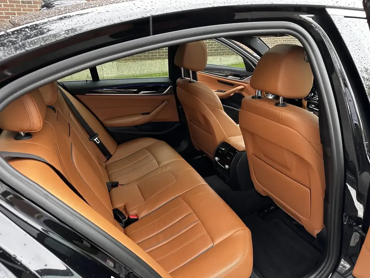 BMW 530 xDrive, снимка 10 - Автомобили и джипове - 54363765