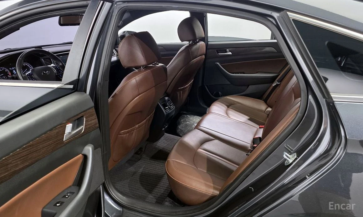 Hyundai Sonata, снимка 11 - Автомобили и джипове - 54393240