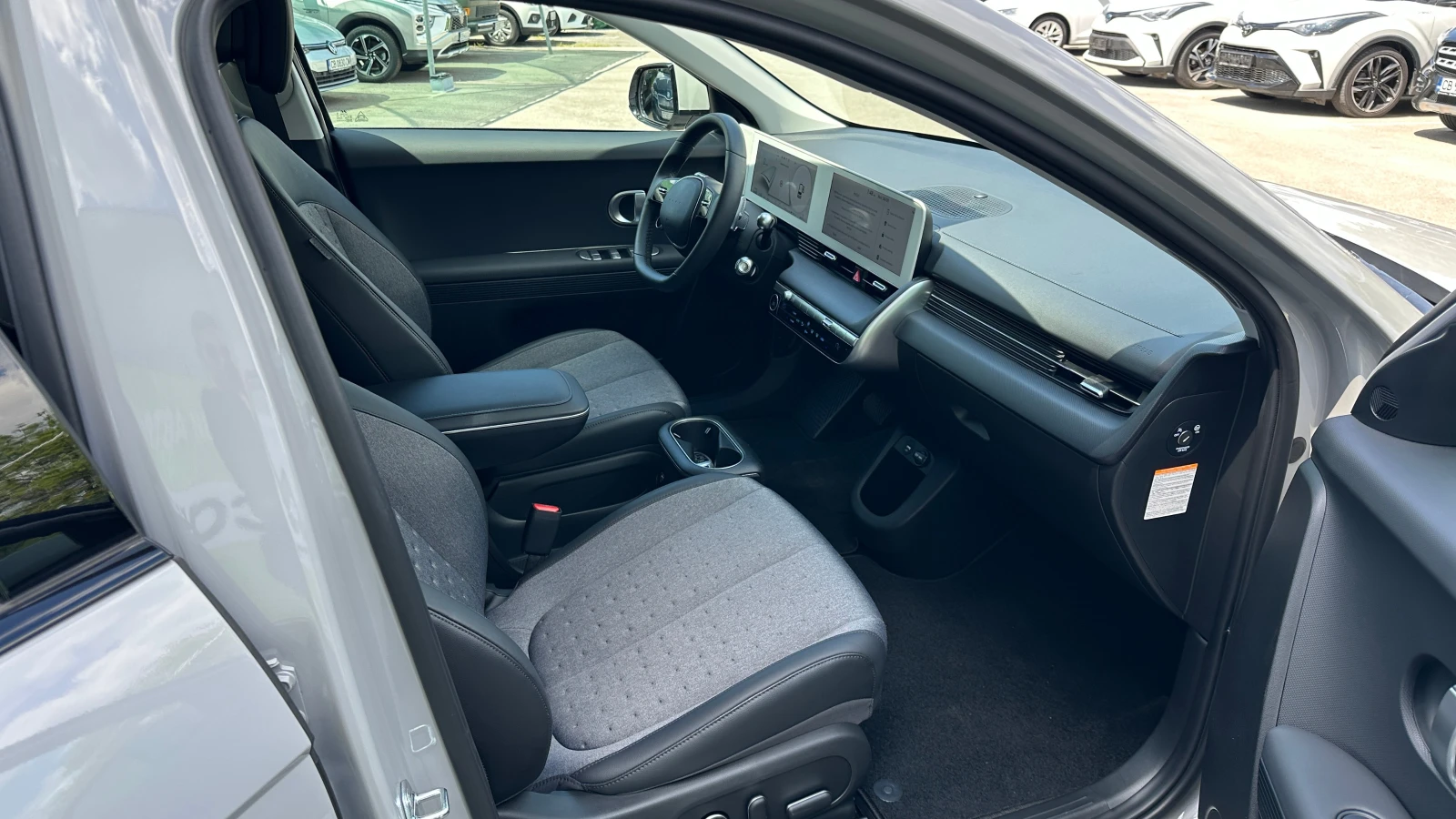 Hyundai Ioniq 5 Techniq 77.4 kWh 228hp, снимка 11 - Автомобили и джипове - 54414465