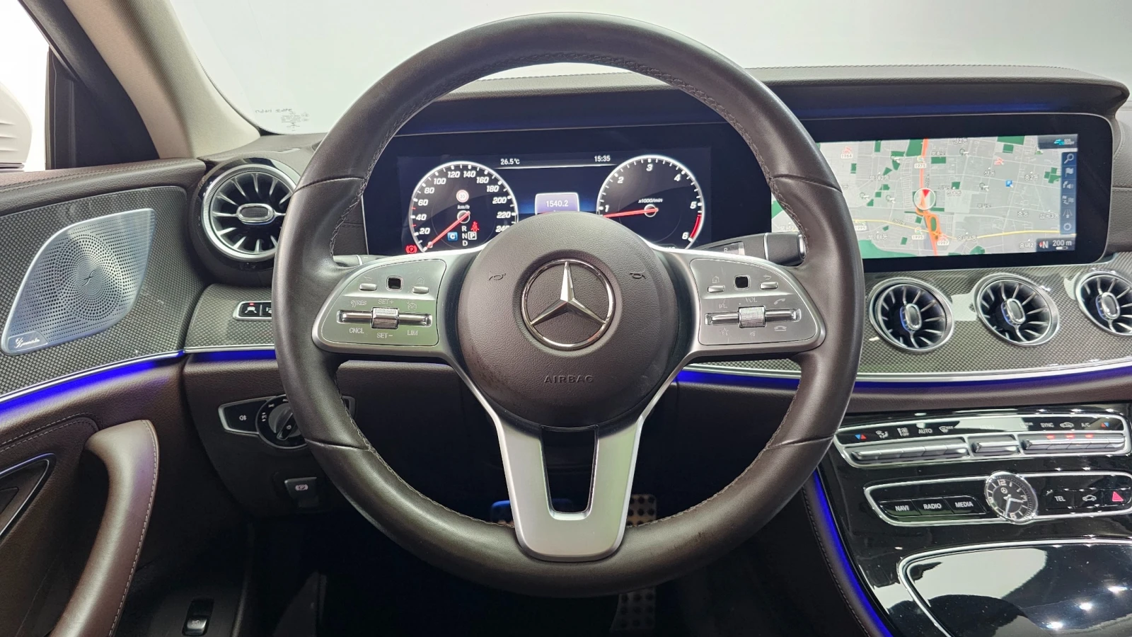 Mercedes-Benz CLS 300 d AMG Line | HUD | Шибидах, снимка 9 - Автомобили и джипове - 54943716