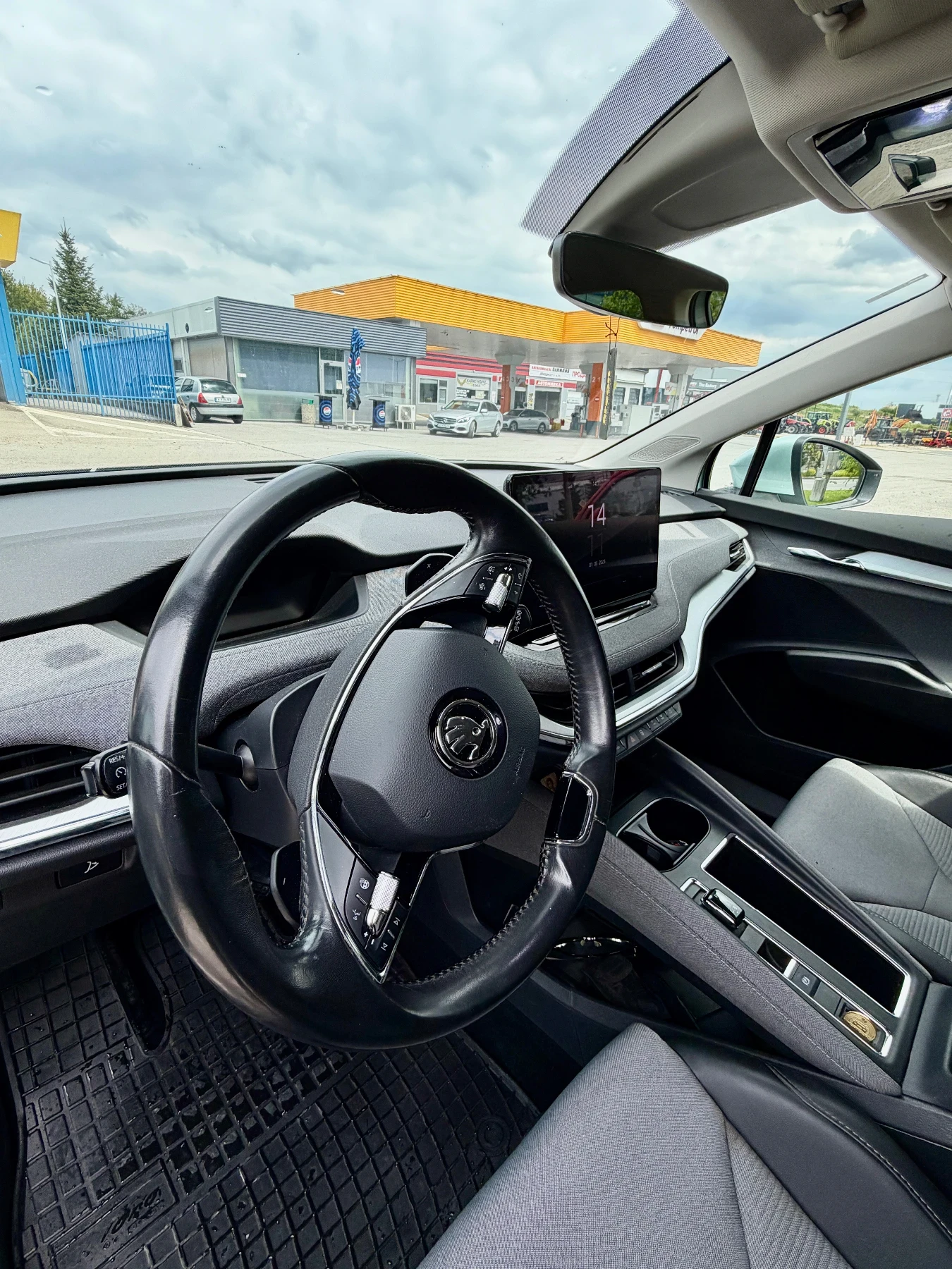 Skoda Enyaq Iv 80 82KW SON 93 перфектен, снимка 7 - Автомобили и джипове - 55055346