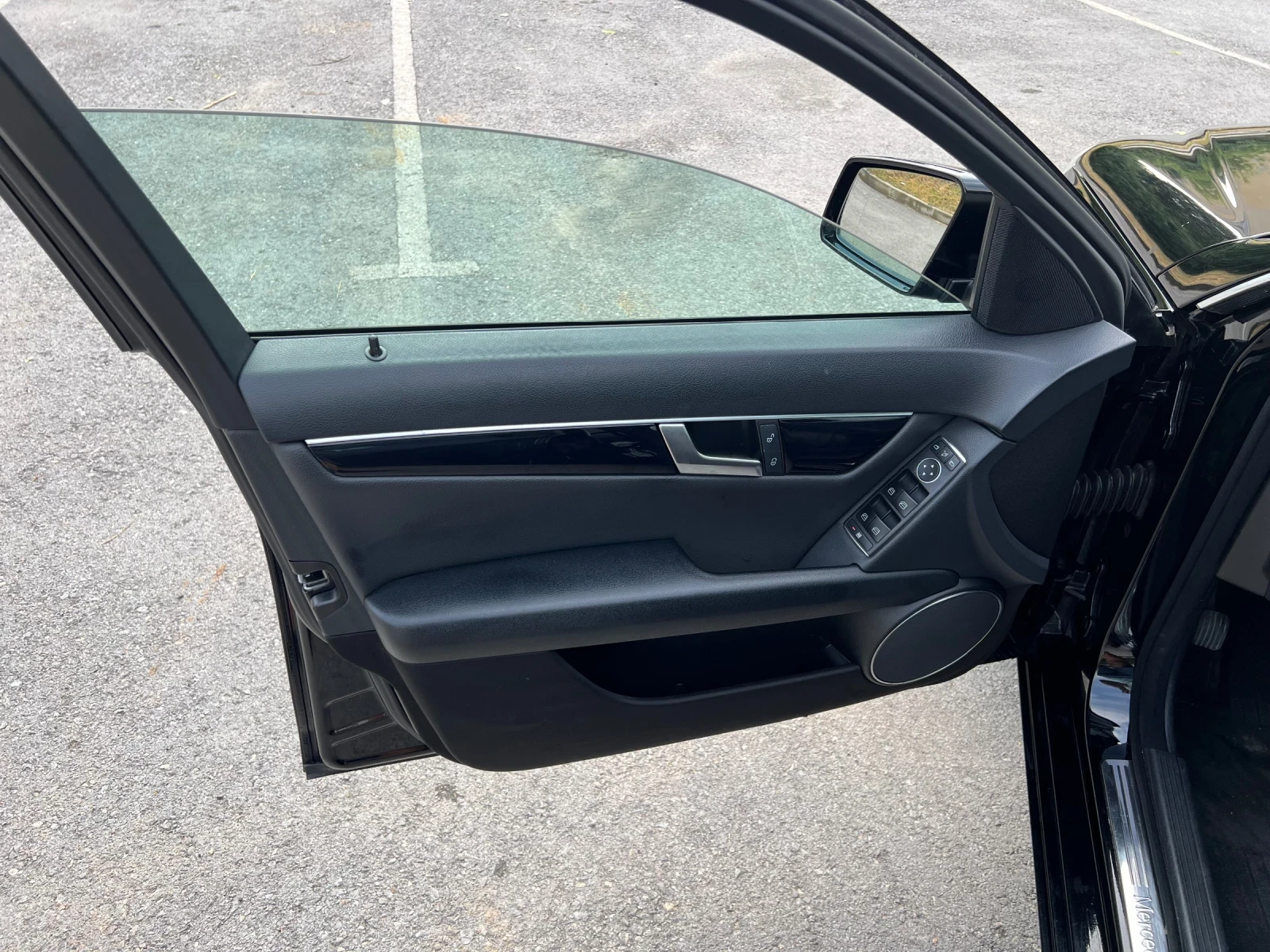 Mercedes-Benz C 200 2.2CDI/FULL LED/ РЪЧКА, снимка 10 - Автомобили и джипове - 55141809