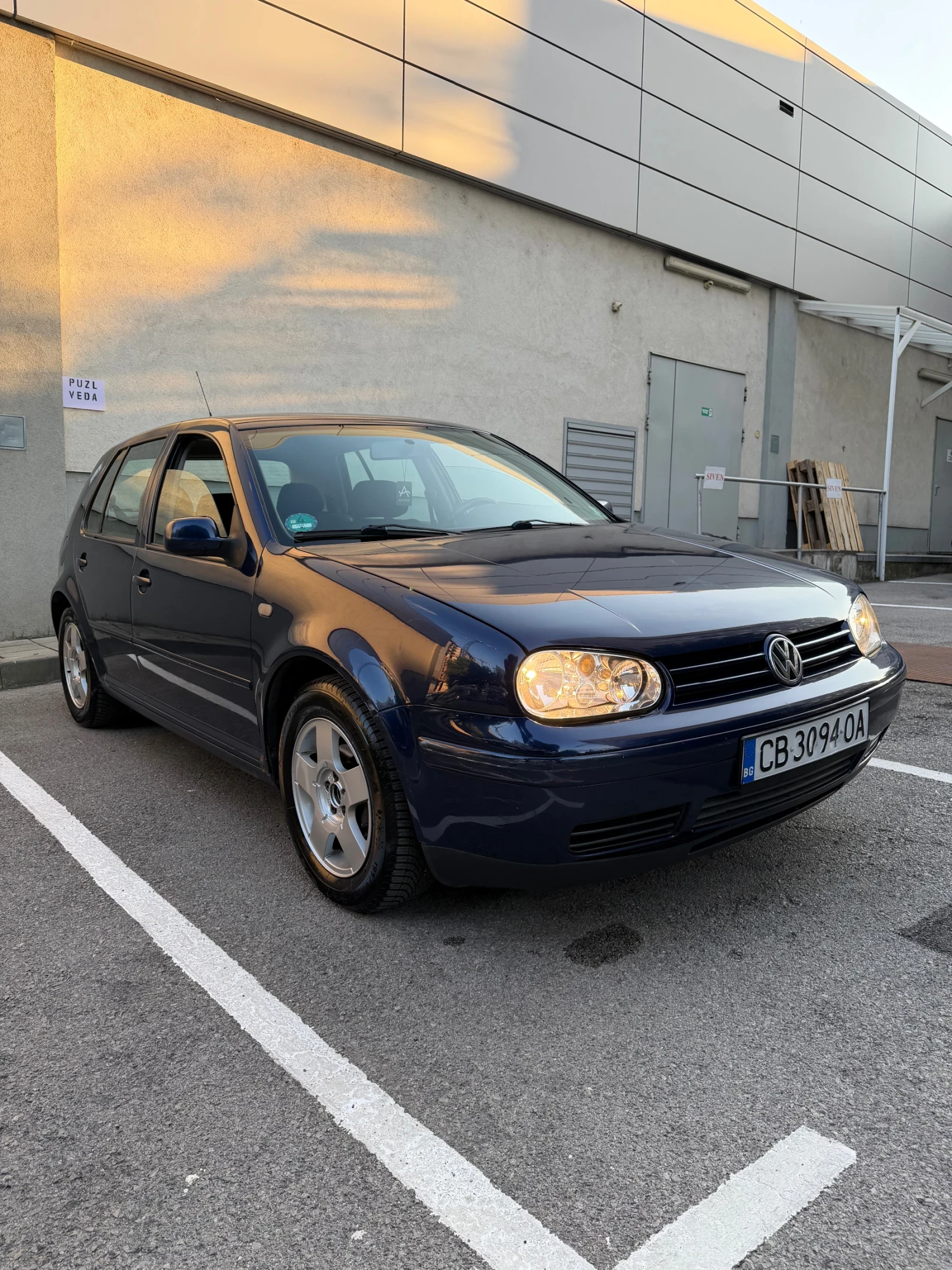 VW Golf