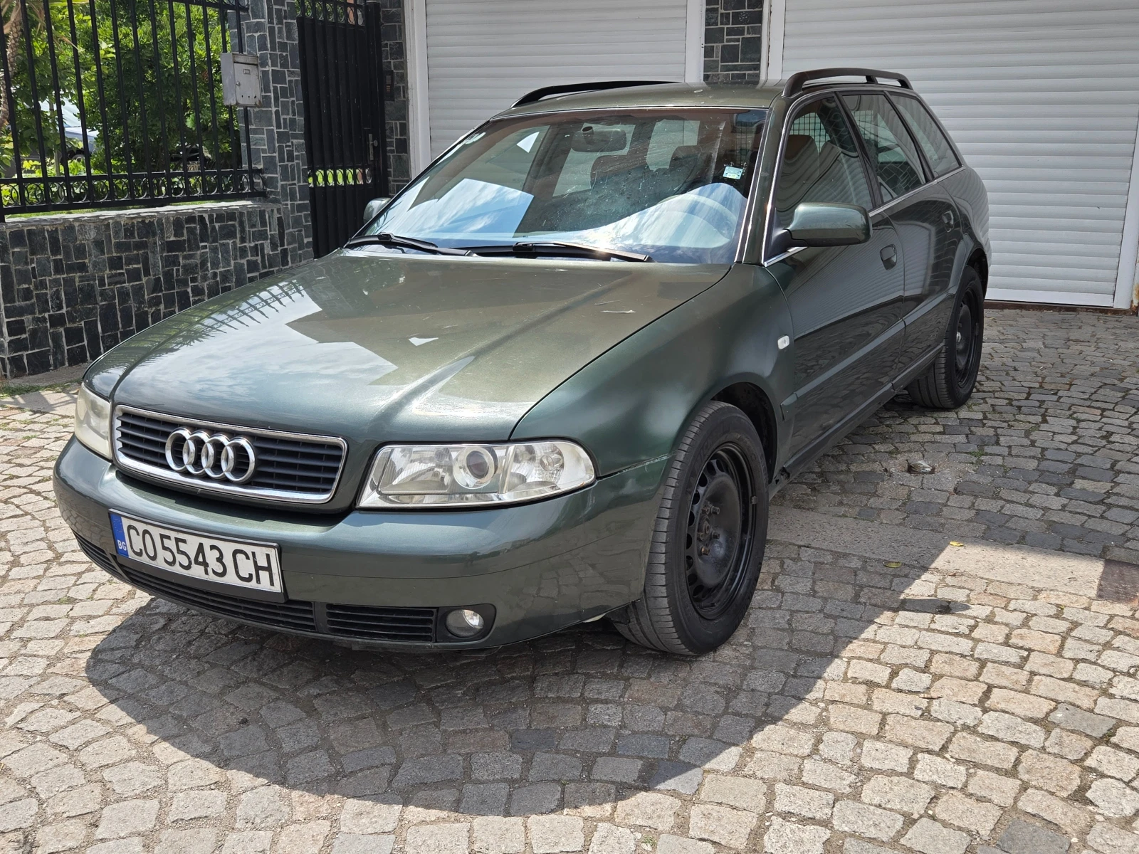 Audi A4 Спешно!!!, снимка 8 - Автомобили и джипове - 55405994