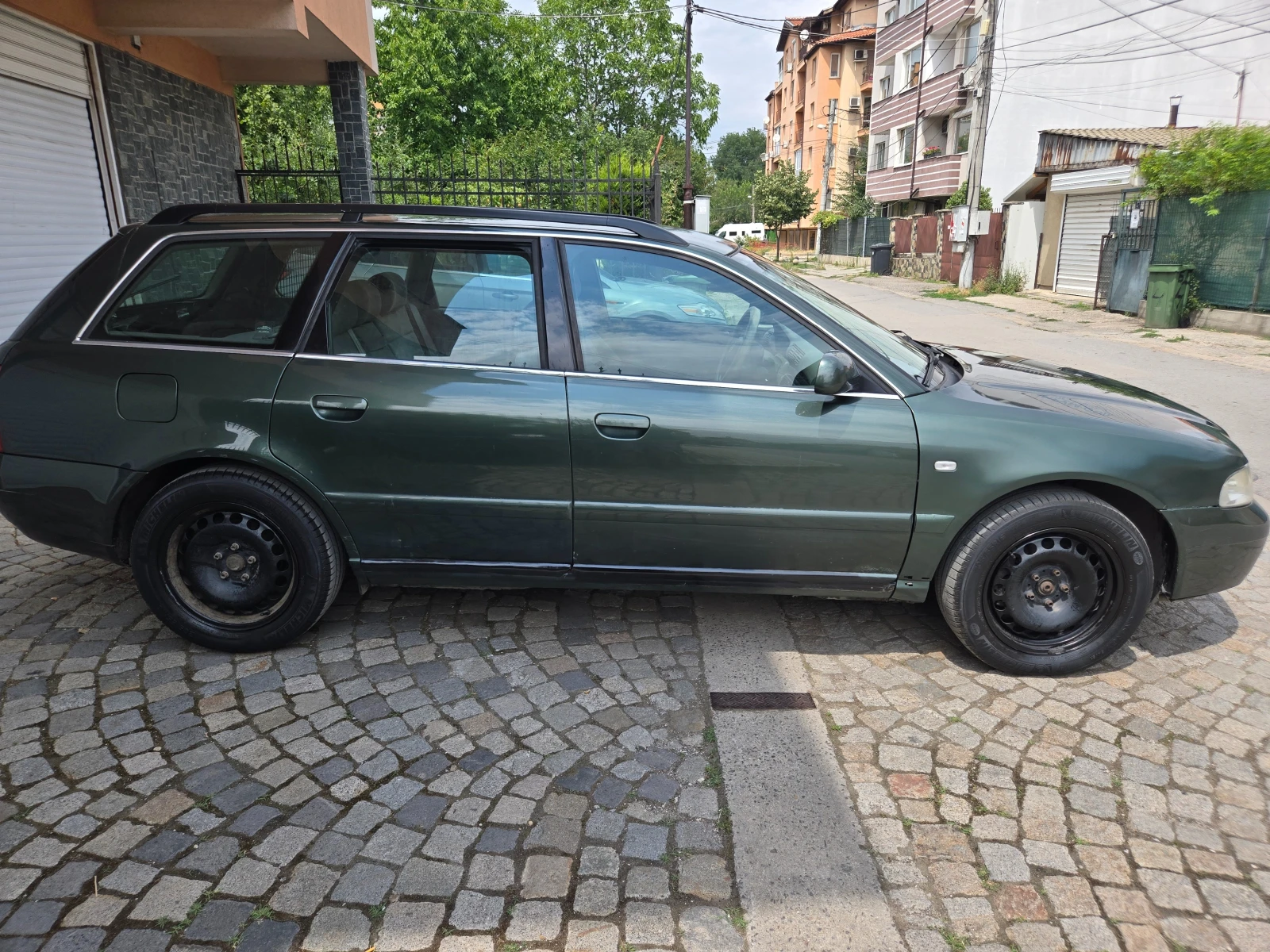 Audi A4 Спешно!!!, снимка 3 - Автомобили и джипове - 55405994