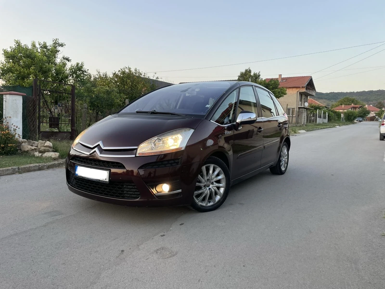 Citroen C4 Picasso HDi face, снимка 2 - Автомобили и джипове - 55582989