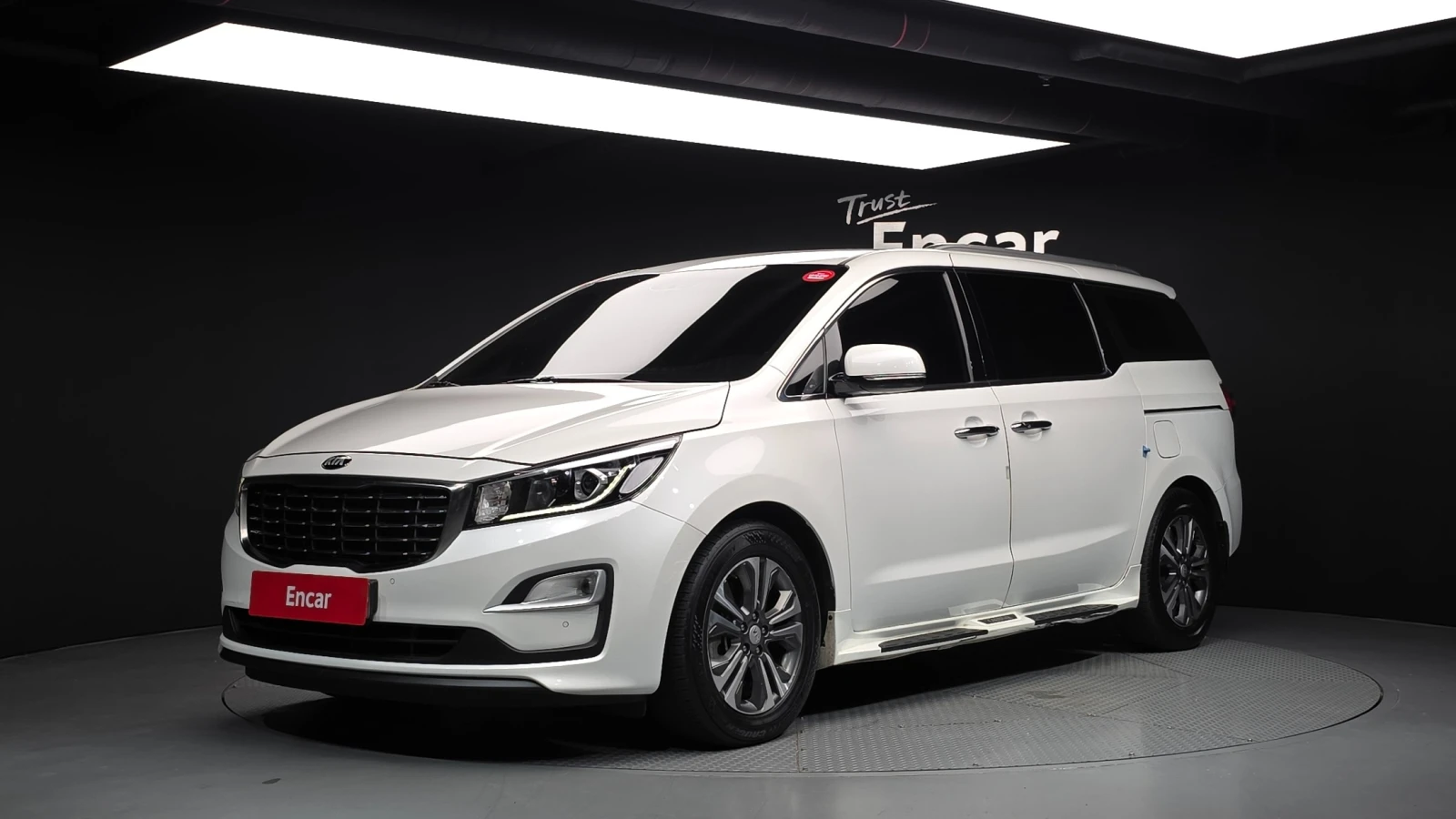 Kia Carnival PRESTIGE 2.2 * 11 МЕСТА * ПОДГРЕВ СЕДАЛКИ/ВОЛАН