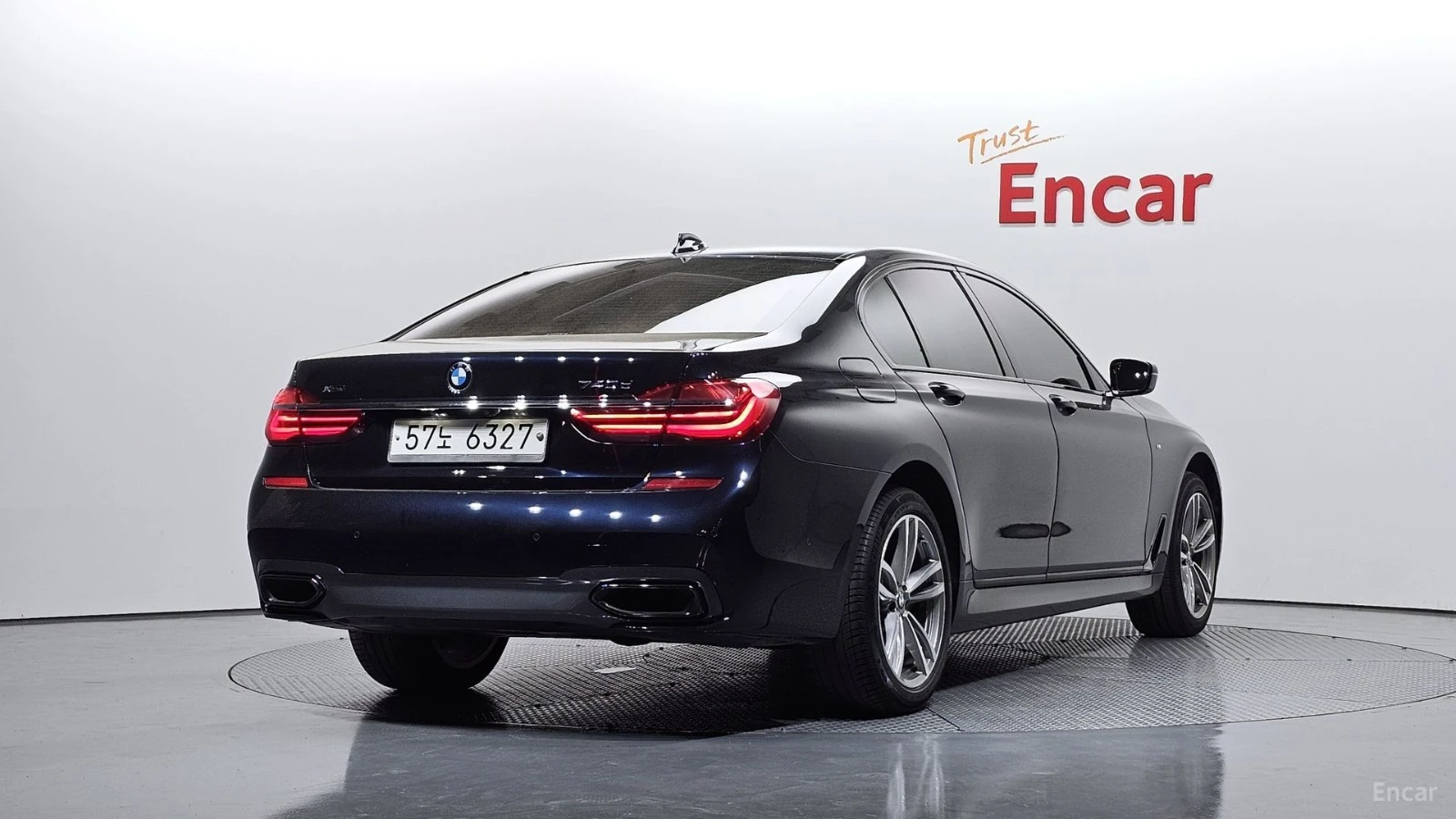 BMW 740 d/XDRIVE/M-SPORT/DRIVE-ASSISTS, снимка 3 - Автомобили и джипове - 55679085
