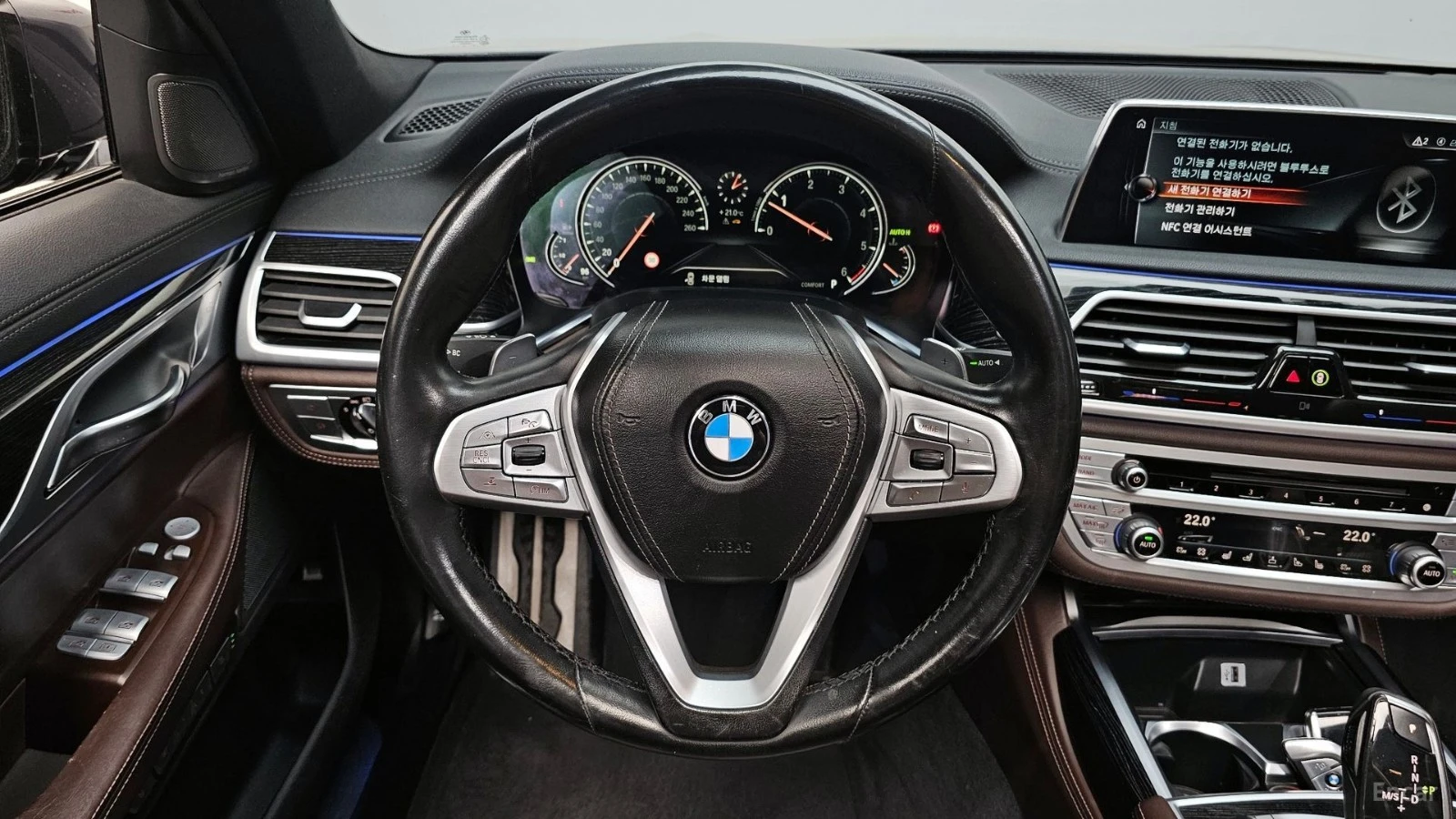 BMW 740 d/XDRIVE/M-SPORT/DRIVE-ASSISTS, снимка 7 - Автомобили и джипове - 55679085
