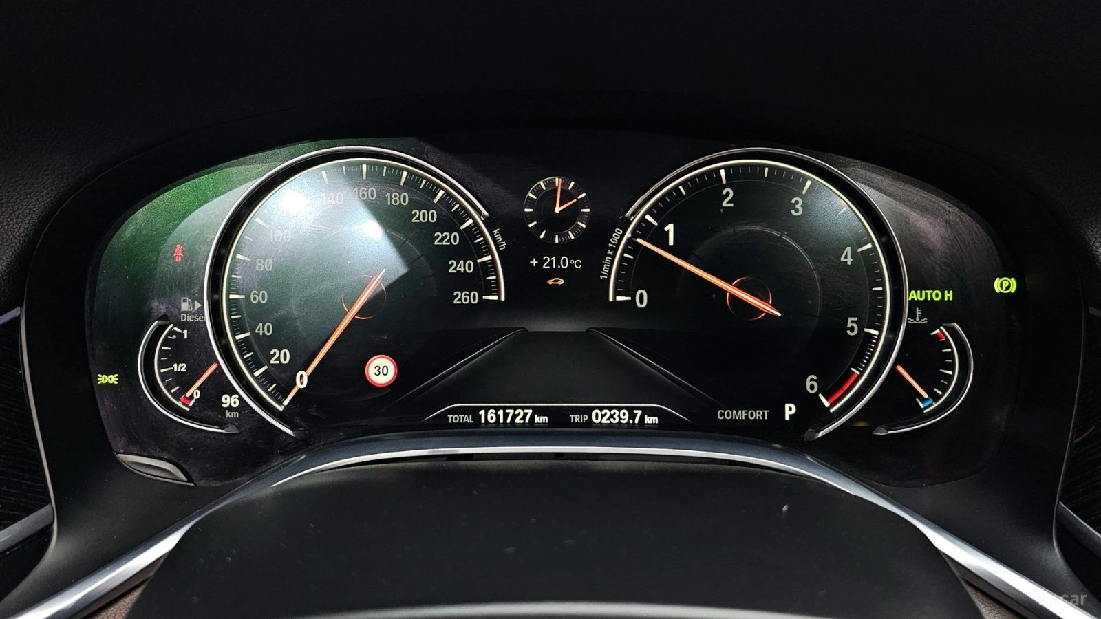 BMW 740 d/XDRIVE/M-SPORT/DRIVE-ASSISTS, снимка 10 - Автомобили и джипове - 55679085
