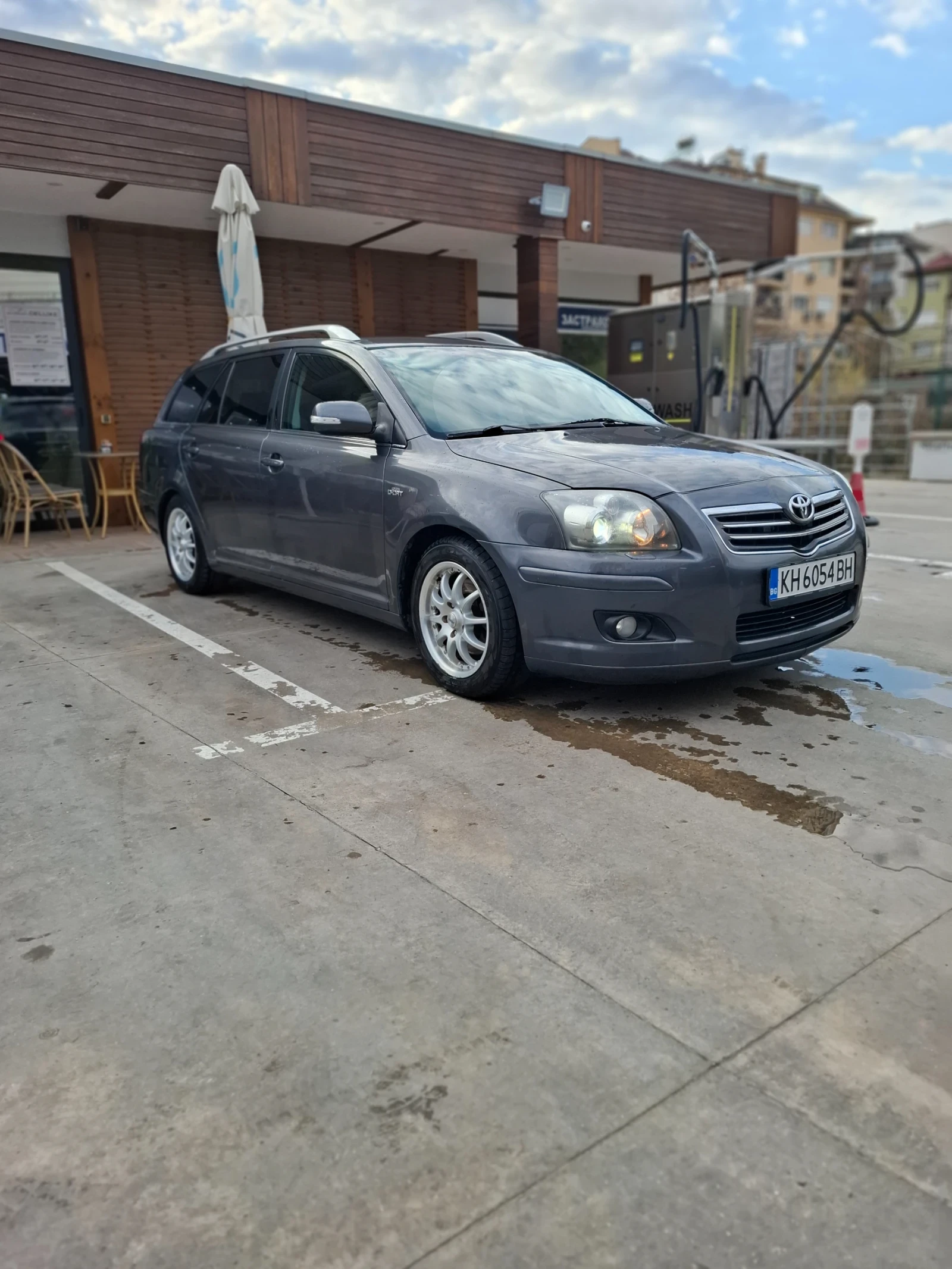 Toyota Avensis, снимка 2 - Автомобили и джипове - 55803655