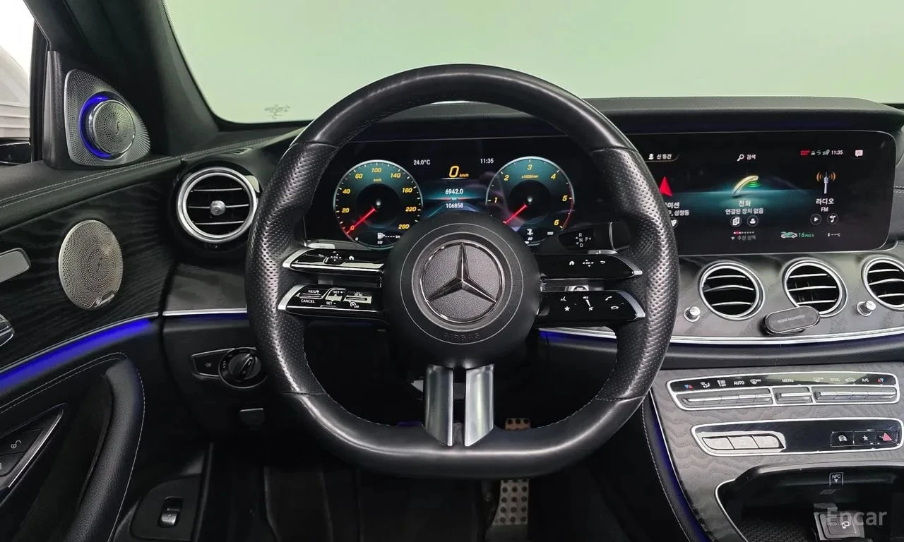 Mercedes-Benz E 220 d 4MATIC AMG Line | АВТОФИНАНСИРАНЕ, снимка 12 - Автомобили и джипове - 56041773