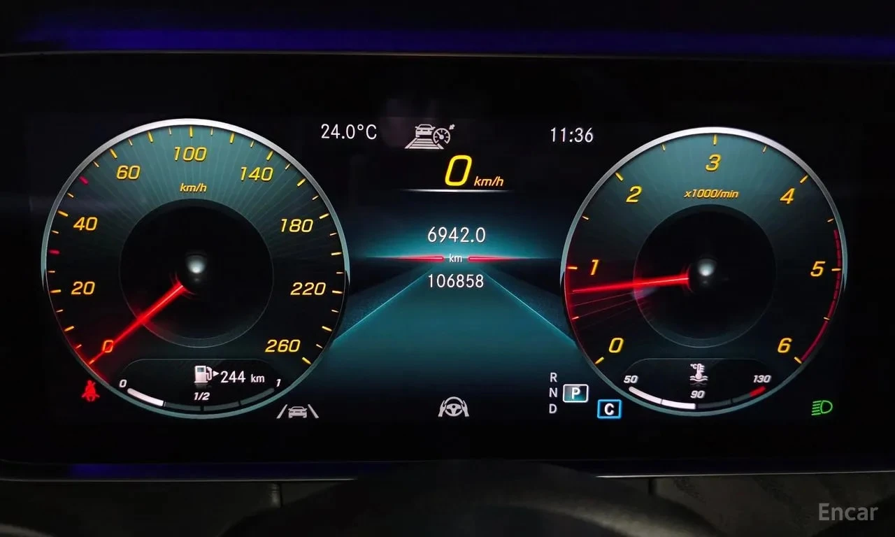 Mercedes-Benz E 220 d 4MATIC AMG Line | АВТОФИНАНСИРАНЕ, снимка 8 - Автомобили и джипове - 56041773