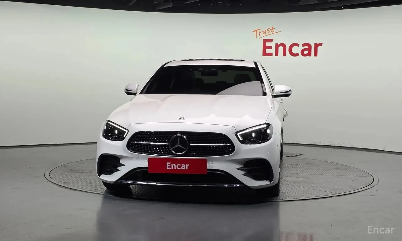 Mercedes-Benz E 220 d 4MATIC AMG Line | АВТОФИНАНСИРАНЕ, снимка 3 - Автомобили и джипове - 56041773