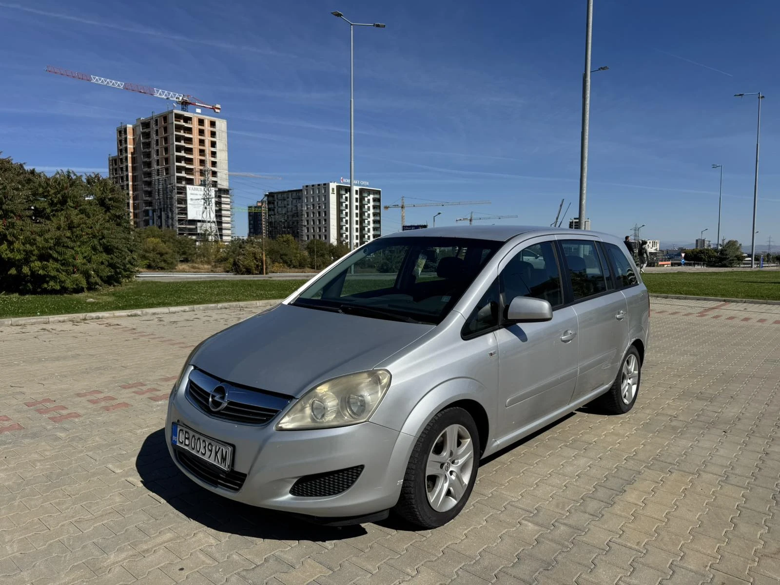 Opel Zafira 1.7CDTI DTR 6+ 1 места