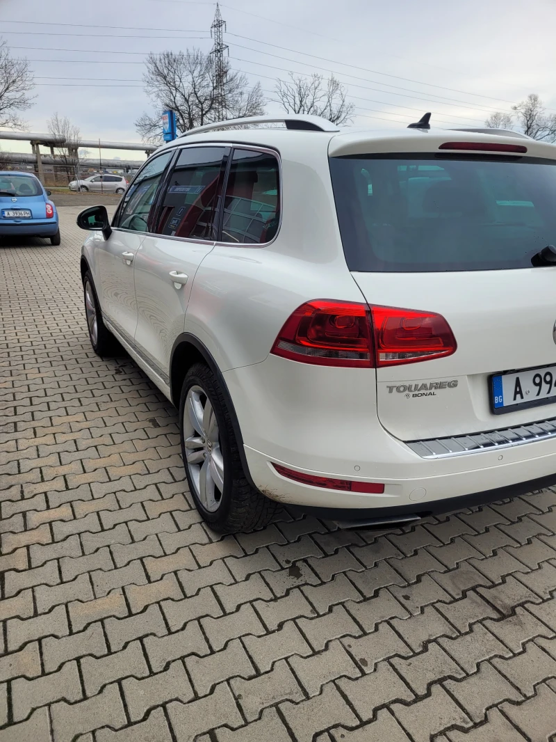 VW Touareg, снимка 4 - Автомобили и джипове - 48075442