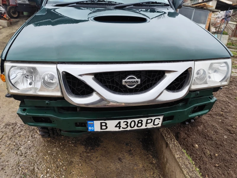 Nissan Terrano, снимка 2 - Автомобили и джипове - 49345041